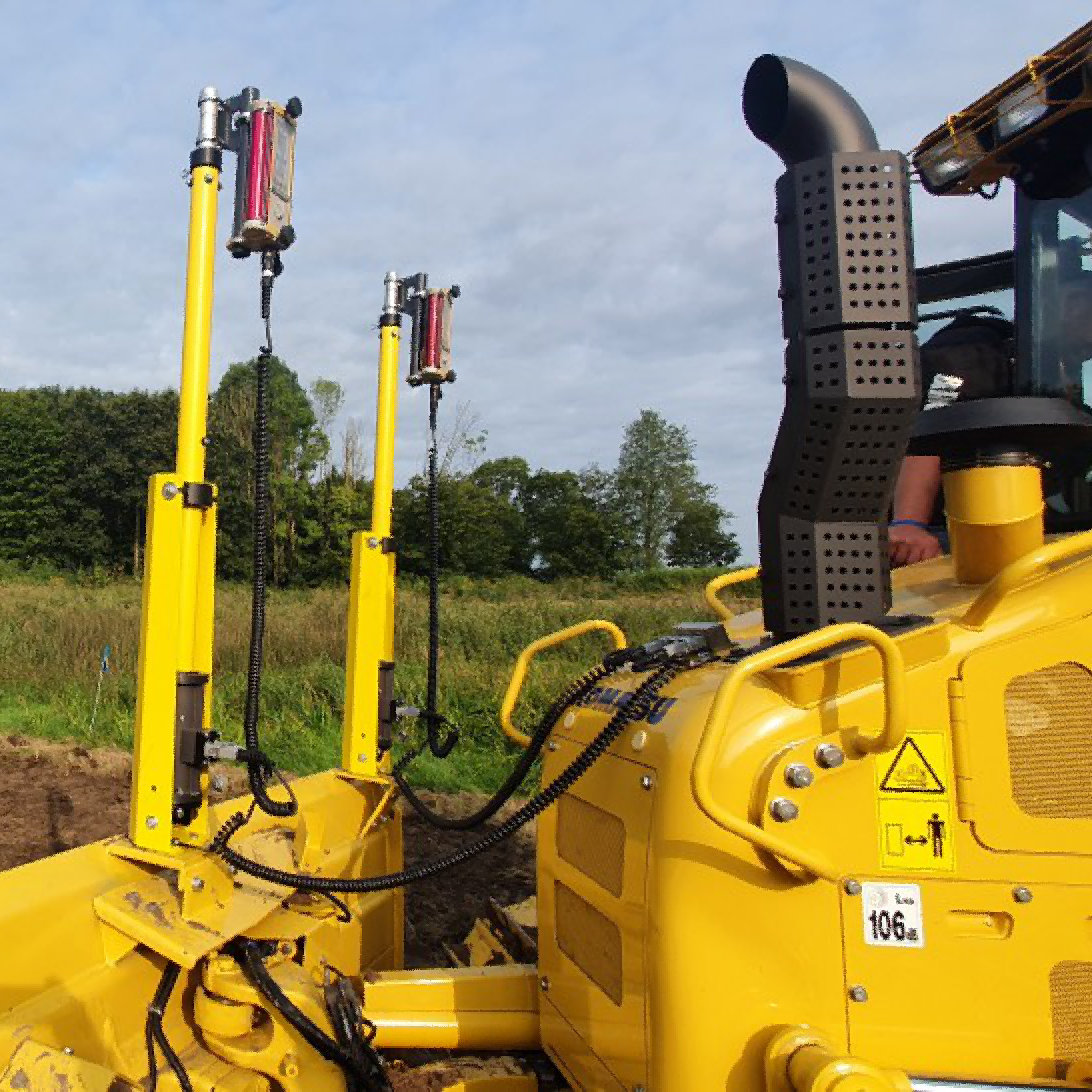 Komatsu D51PX with electric masts